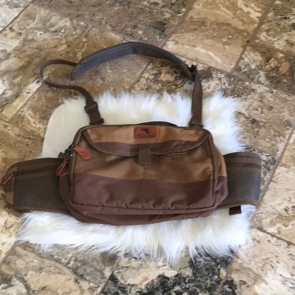 Pouches - Picture 5 of 8